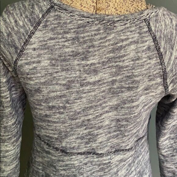 Deletta (Anthro) marled navy flared panel top, XS - Picture 6 of 7